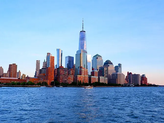 Crucero con cena en Nueva York - One World Trade