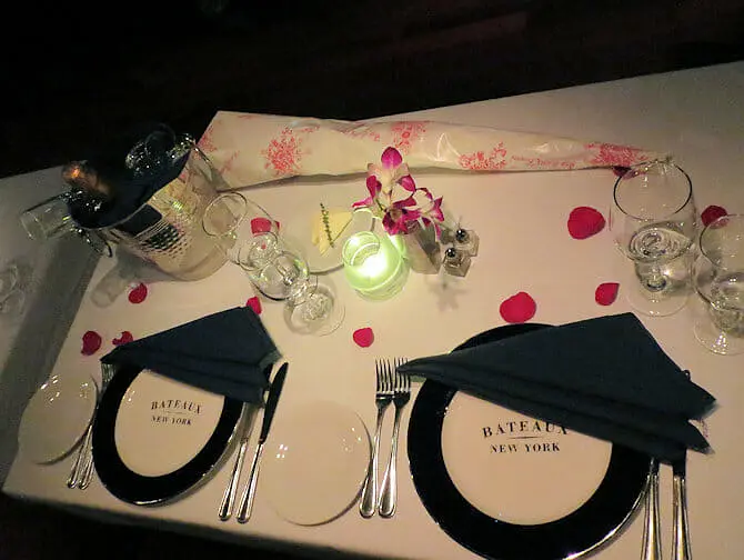 Crucero con cena en Nueva York Bateaux - Cena romántica