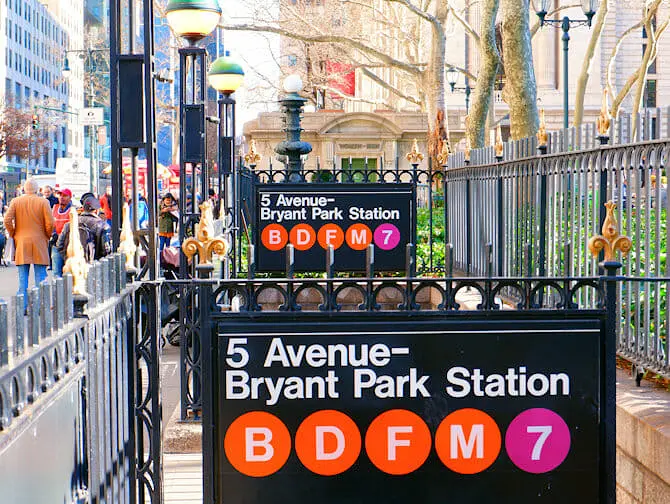 El metro en Nueva York - 50 Street Station