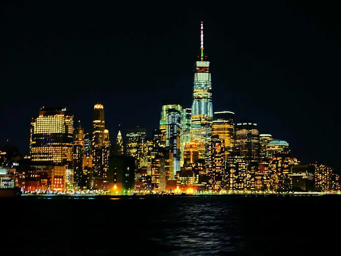 Crucero con cena bufé en Nueva York