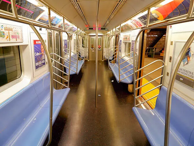 El metro en Nueva York - interior
