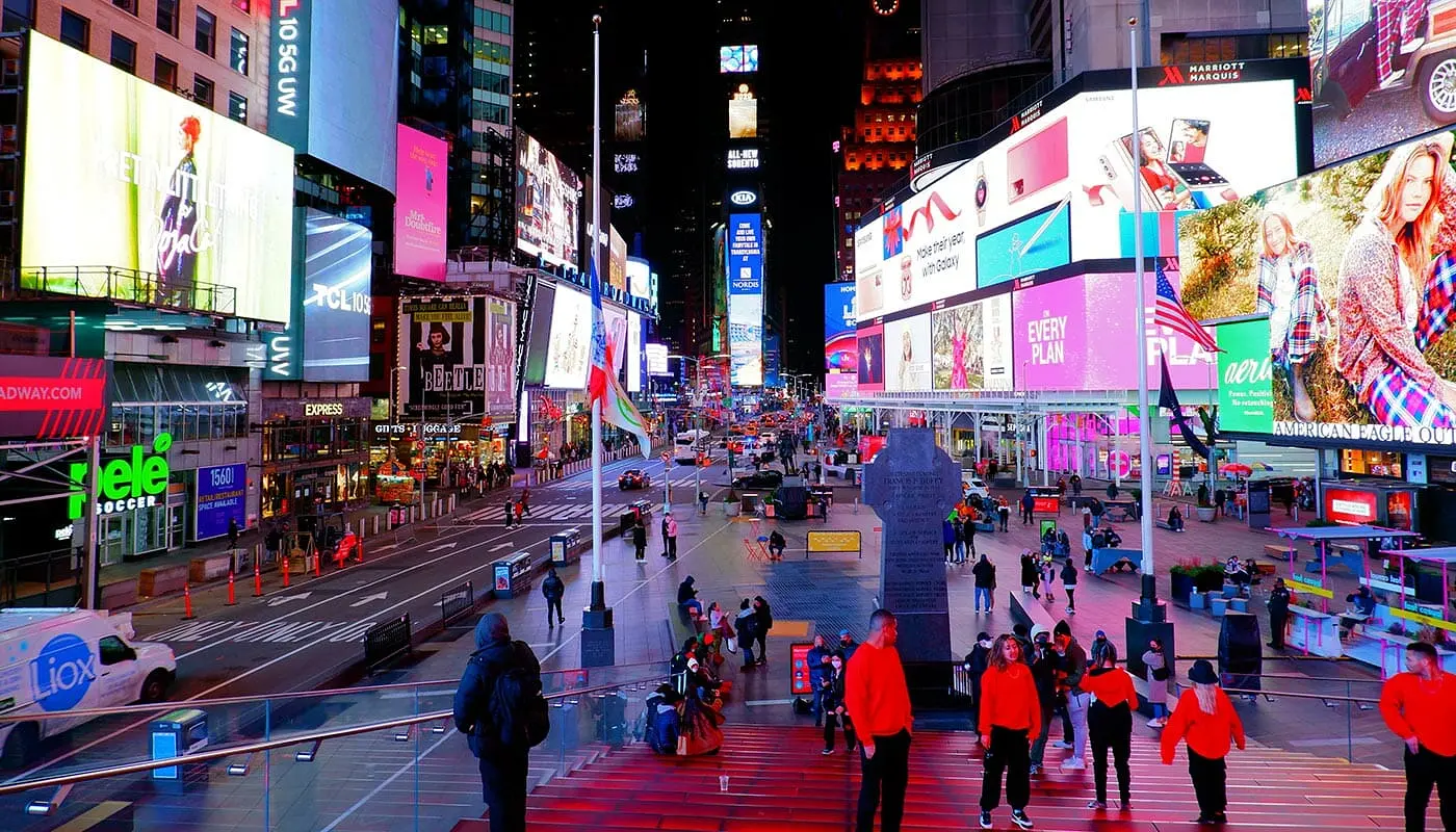 Qué ver y hacer en Theater District - Times Square