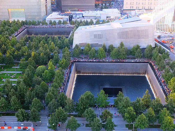 Monumento conmemorativo a las víctimas del 11-S en Nueva York - Desde arriba