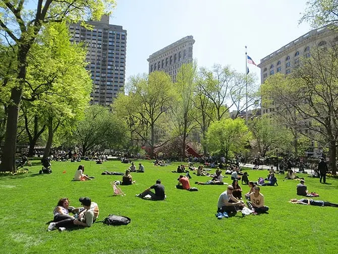 Parques en Nueva York - Gente en Madison Square Garden