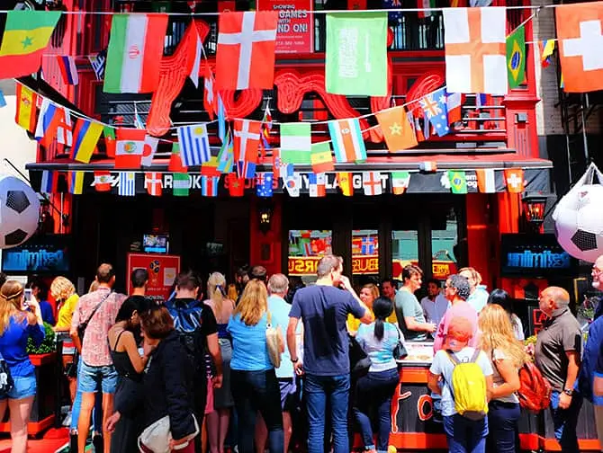 Los mejores bares para ver fútbol en Nueva York