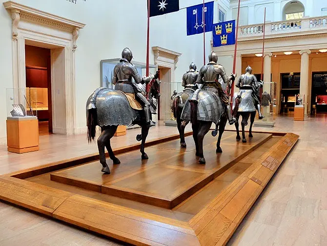 Metropolitan Museum of Art en Nueva York - Exposición de armaduras
