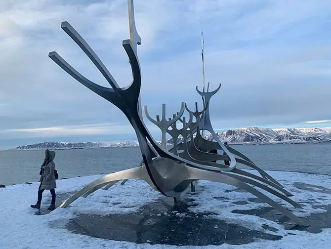 Escala en Islandia - Solfar