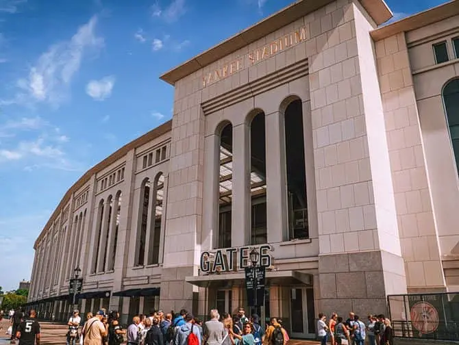 Tour de contrastes en Nueva York - Yankee Stadium