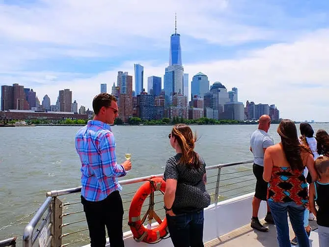 Bateaux crucero con almuerzo en Nueva York - Vistas