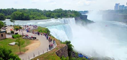 Niagara Falls en avión