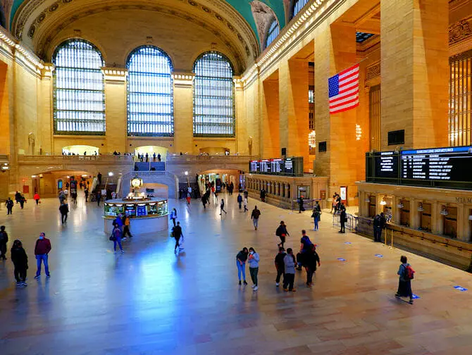 Metro North Railroad en Nueva York Grand Central en Nueva York