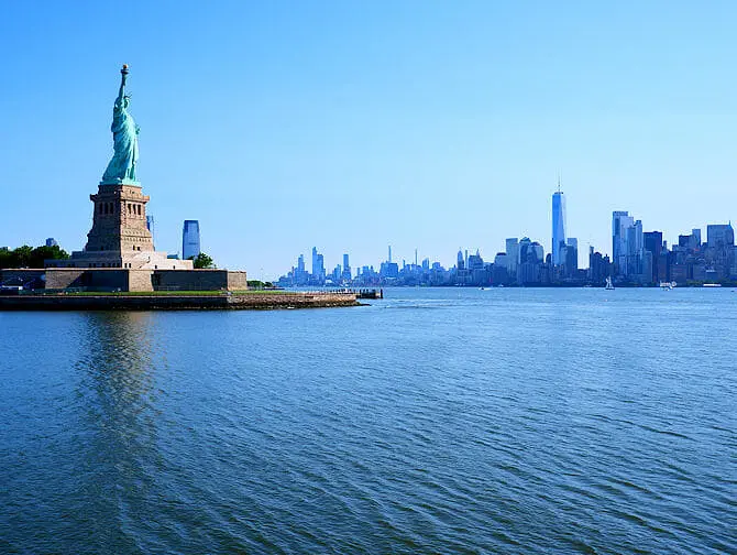 Circle Line: Liberty Express Cruise
