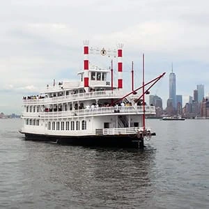Cruceros del 4 de Julio en Nueva York - Liberty Belle