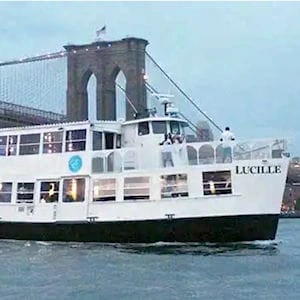 Cruceros del 4 de Julio en Nueva York - Lucille Yacht