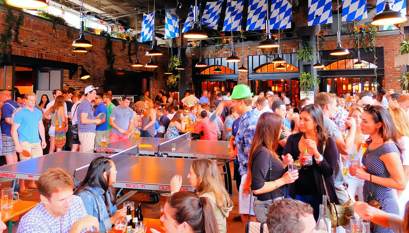Las mejores cervecer&iacute;as de Nueva York - The Standard Biergarten